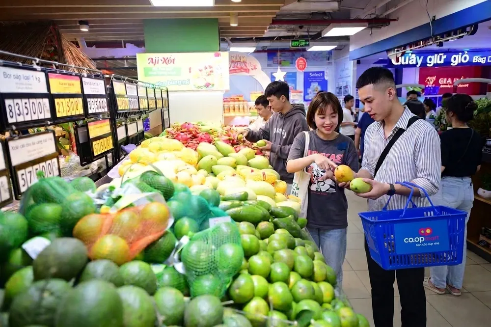 Saigon Co.op giảm giá nhóm trái cây, rau củ mùa hè, phục vụ nhu cầu tiêu dùng mùa nắng nóng