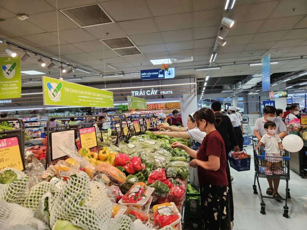 Nhờ sức mua tăng, doanh số bình quân của Saigon Co.op đã tăng 2 con số (ẢNH: HỒNG CHÂU)