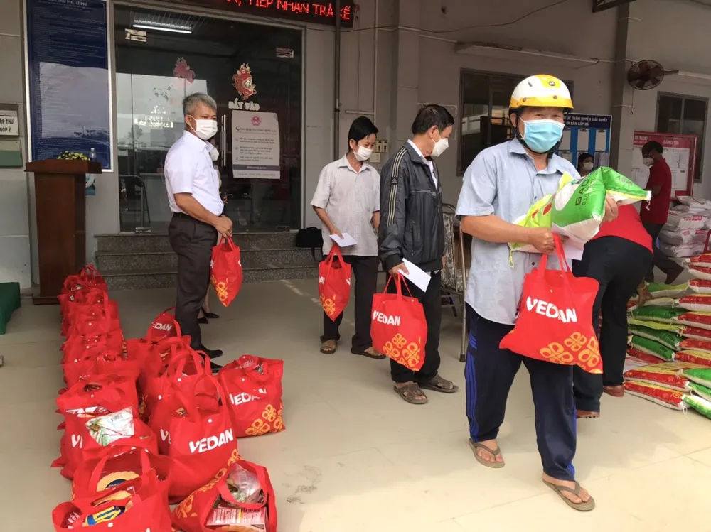 Vedan Việt Nam trao tặng 1.000 phần quà tết cho người dân tỉnh Đồng Nai nhân dịp Xuân Nhâm Dần ảnh 2