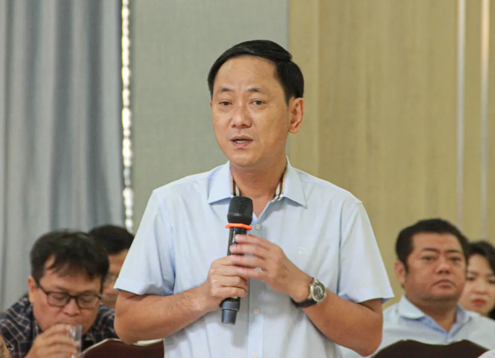 Ông Trần Minh Tâm, Chủ tịch Công ty TNHH Nhà nước MTV XSKT Cần Thơ nêu ý kiến tại Hội nghị Ông Trần Minh Tâm, Chủ tịch Công ty TNHH Nhà nước MTV XSKT Cần Thơ nêu ý kiến tại Hội nghị