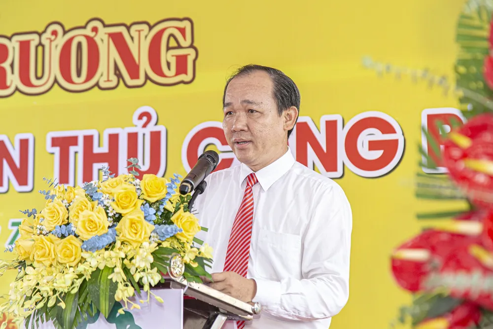 Ông Trần Thanh Tuấn, Chủ tịch kiêm Giám đốc Công ty TNHH MTV XSKT Bến Tre phát biểu Ông Trần Thanh Tuấn, Chủ tịch kiêm Giám đốc Công ty TNHH MTV XSKT Bến Tre phát biểu