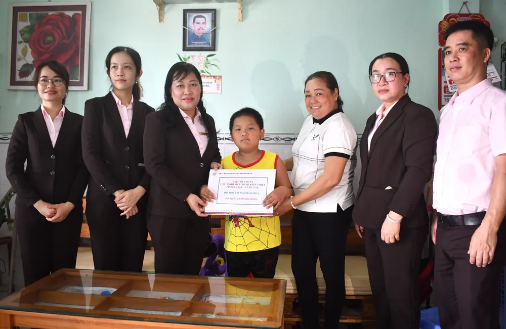 Anh kem tin Cty XSKT BRVT.jpg