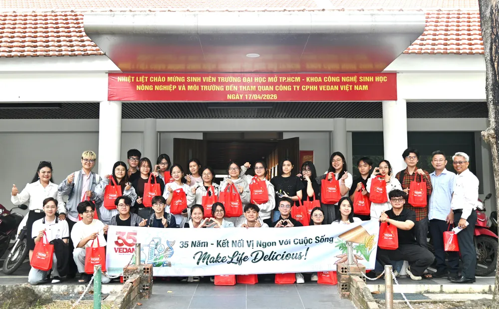Đại học Mở Tp.HCM (khoa Công nghệ Sinh học Nông nghiệp và Môi trường) tham quan Vedan.JPG