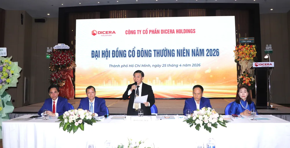 dicera - dai hoi 2.JPG