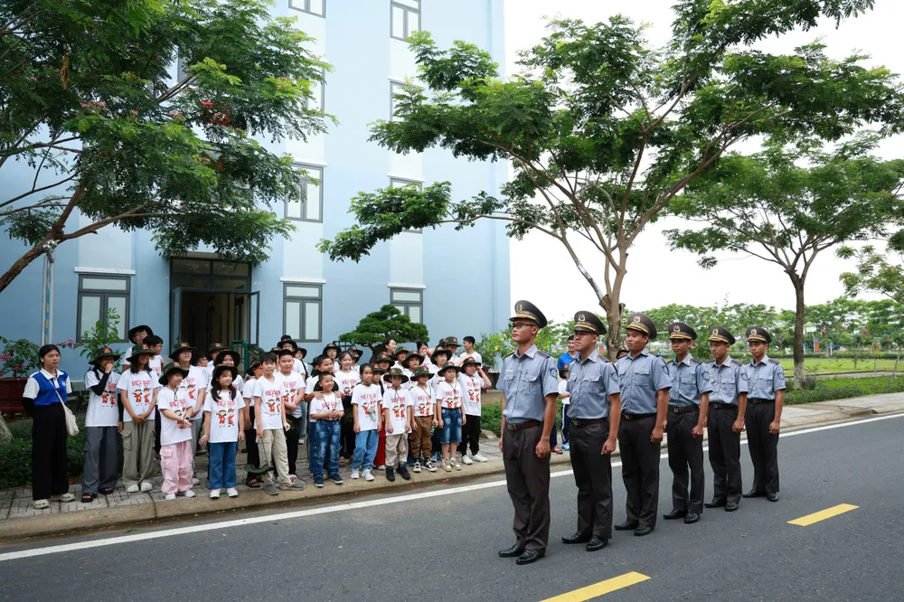 dic tuyen duong 5.jpg