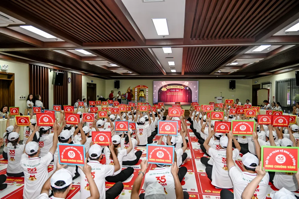 Hội thi Rung chuông vàng giúp người lao động củng cố kiến thức, nâng cao ý thức tuân thủ quy định về an toàn, vệ sinh lao động..jpg