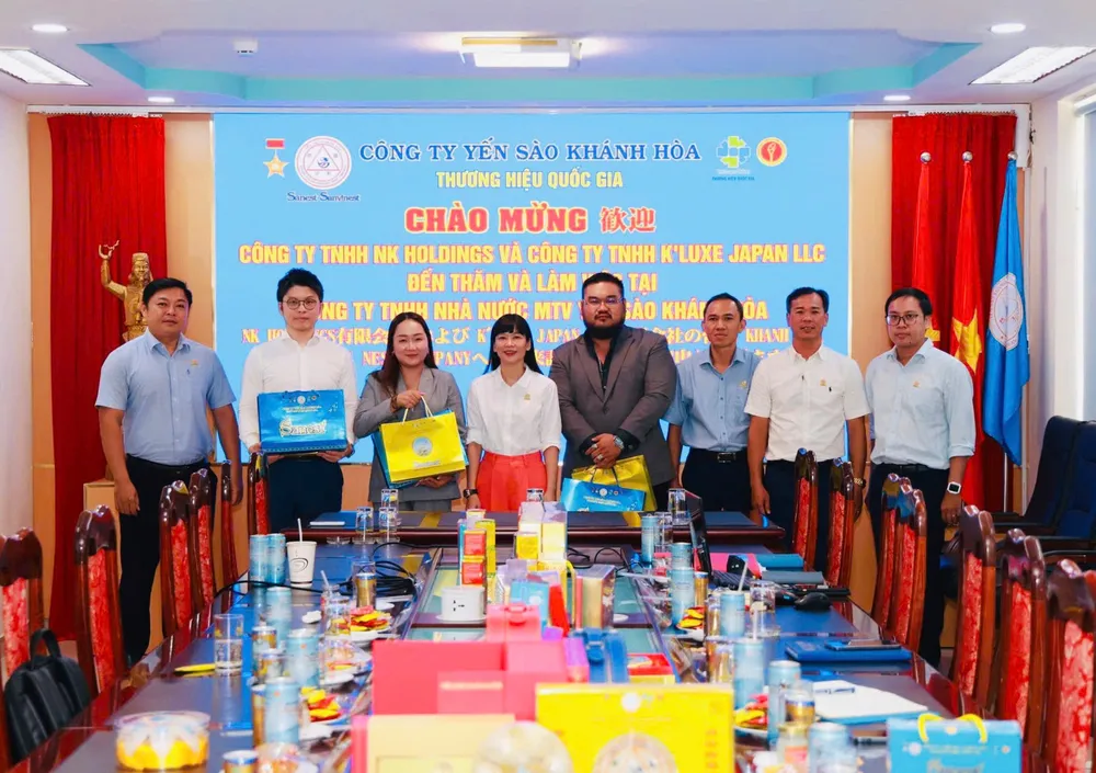 Buổi làm việc với nhiều triển vọng hợp tác thiết thực trong tương lai.JPG