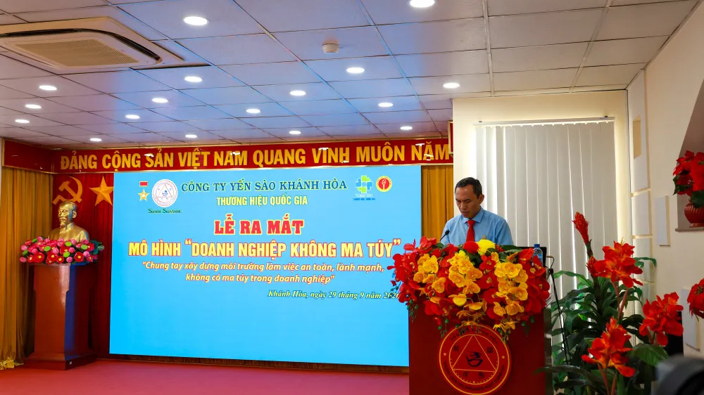 9. Ông Lê Đức Tiến - Phó Tổng giám đốc công ty phát biểu.JPG