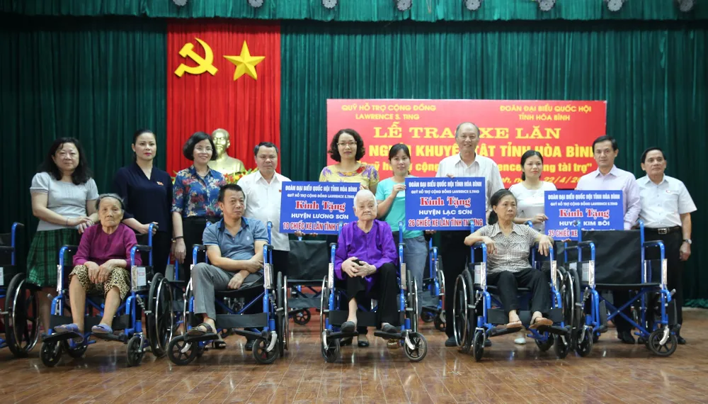 Phú Mỹ Hưng 28 năm phát triển - Song hành trên con đường thiện nguyện ảnh 1