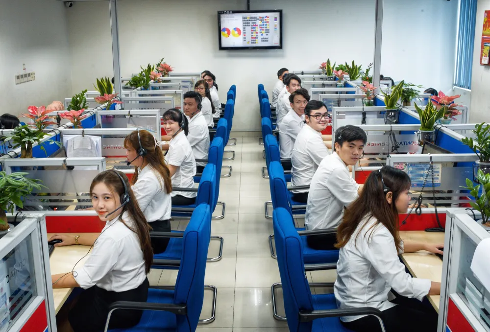 Trung tâm chăm sóc khách hàng EVNHCMC 