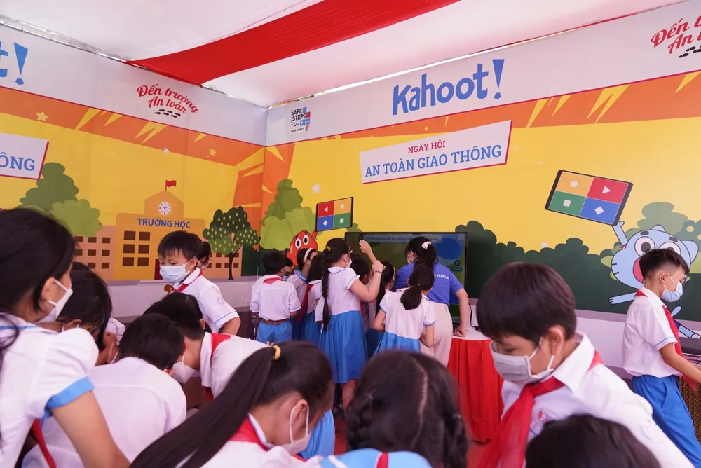 Prudential tổ chức Ngày hội an toàn giao thông tại tỉnh Quảng Ngãi