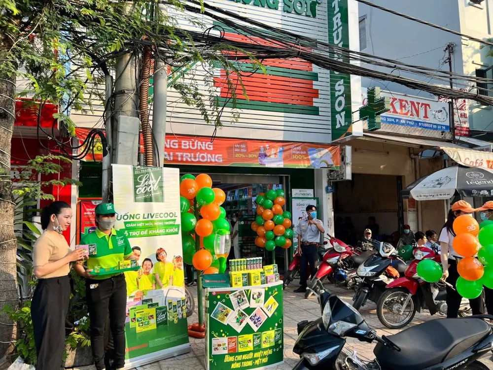 Sủi Livecool đồng hành cùng chuỗi nhà thuốc Trung Sơn, đến gần hơn với bà con miền Tây ảnh 1