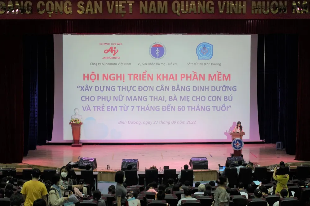 Ajinomoto và Bộ Y tế triển khai phần mềm chăm sóc dinh dưỡng cho bà mẹ và trẻ em tại Bình Dương ảnh 3