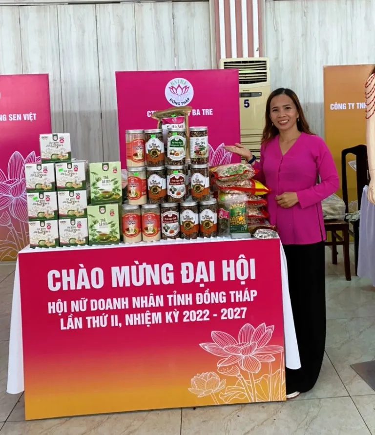 Khởi nghiệp từ cây sen  ảnh 1