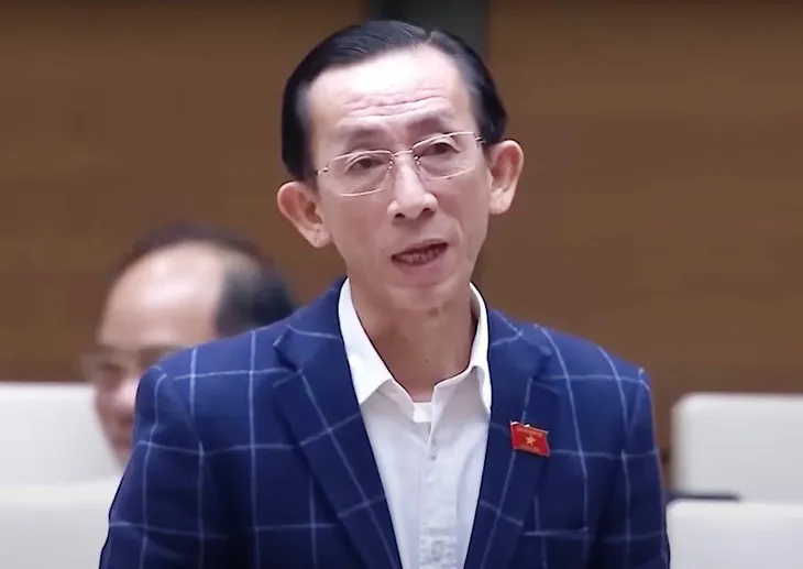 GS. TS. Trần Hoàng Ngân cho rằng nên giải quyết bài toán giảm thuế VAT căn cơ hơn