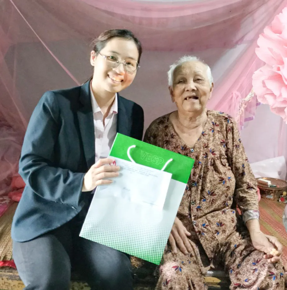 Đại diện Ngân hàng Chính sách Xã hội tỉnh Sóc Trăng - Chi nhánh huyện Mỹ Tú Đại diện Ngân hàng Chính sách Xã hội tỉnh Sóc Trăng - Chi nhánh huyện Mỹ Tú