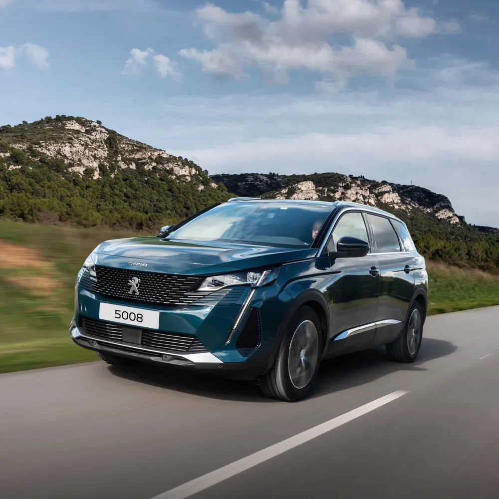 Peugeot 5008 - SUV cao cấp cho doanh nhân và gia đình