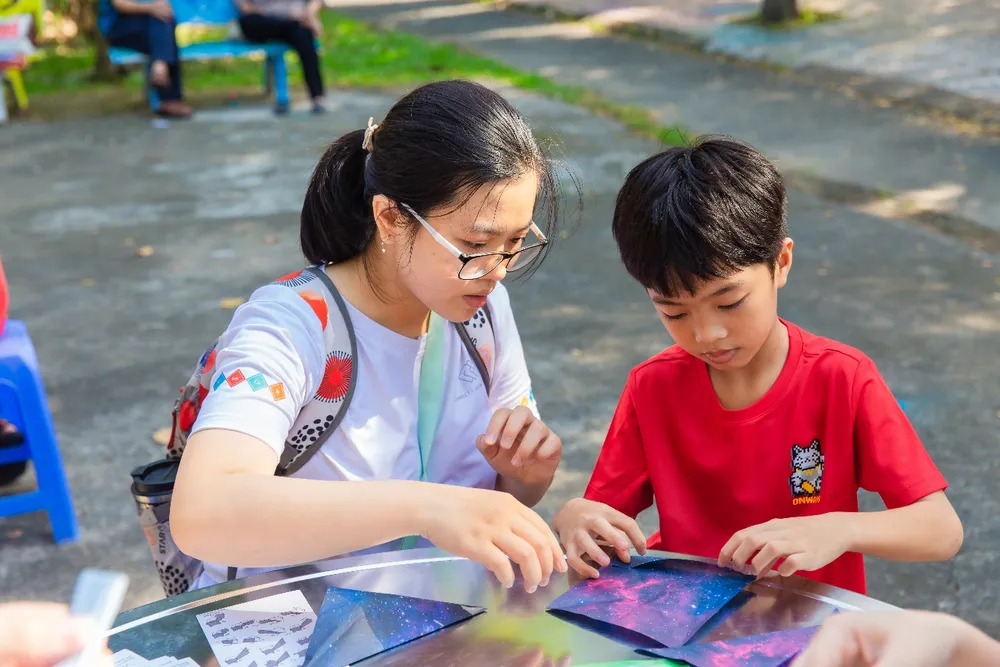 Các hoạt động mang tính gắn kết mang lại niềm vui cho các em nhỏ