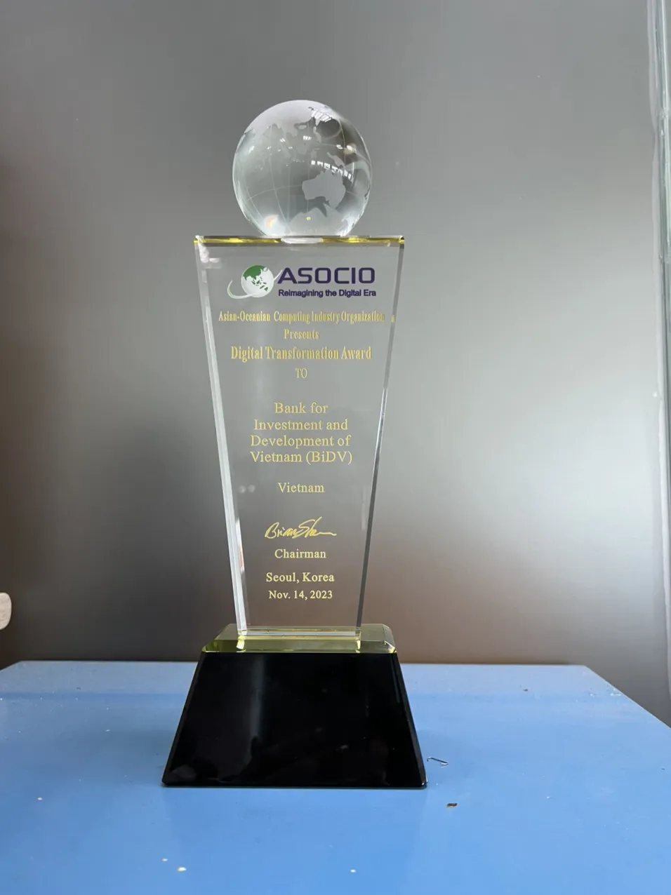 Cup giải thưởng dành cho BIDV