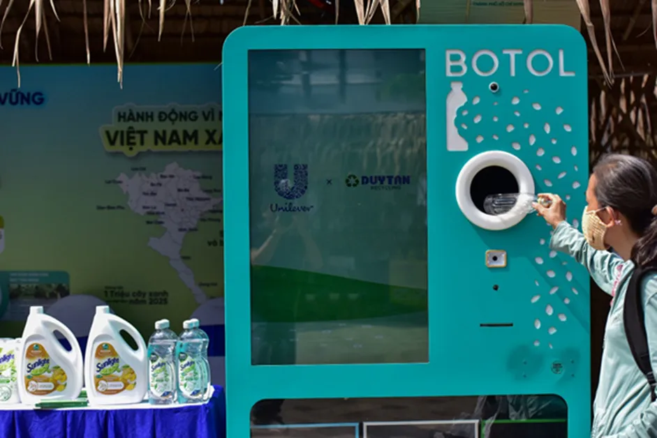 Hình 2- Toàn Cầu.jpg