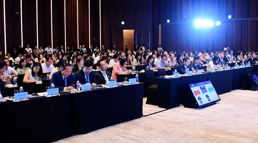 Hình VietinBank 4.jpg