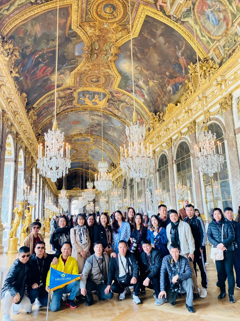 H2- STS Doan khach OB tai chau Au- ok.jpg