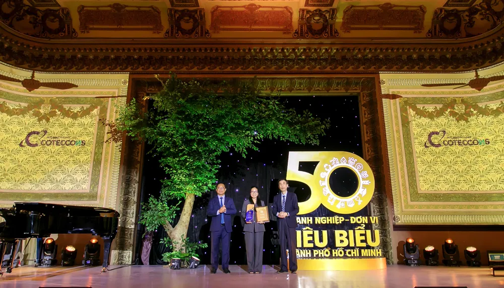 Coteccons được vinh danh doanh nghiệp - đơn vị tiêu biểu có thương hiệu và sản phẩm chủ lực của TPHCM