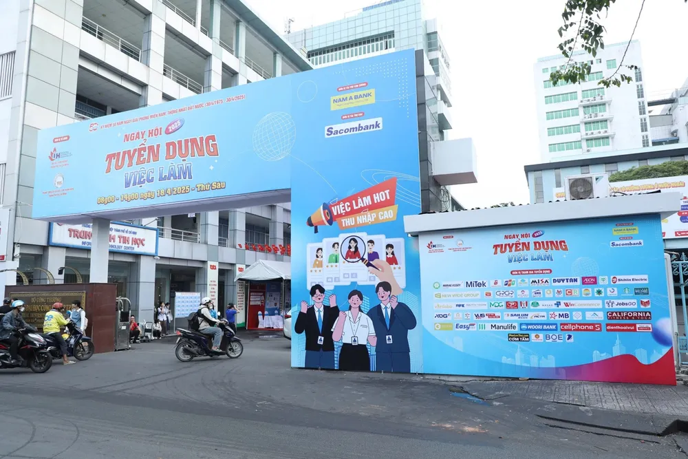 Ngày hội Tuyển dụng việc làm năm 2025 tại Đại học Công nghiệp TPHCM