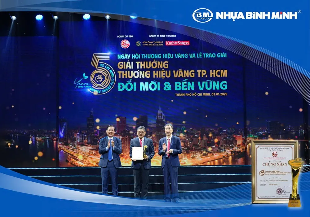 Công ty Cổ phần Nhựa Bình Minh được trao Giải thưởng Thương hiệu Vàng TPHCM