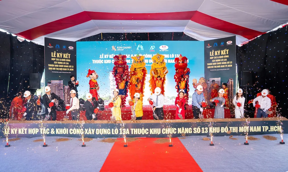 Toàn cảnh nghi thức khởi công xây dựng hệ thống hạ tầng kỹ thuật tại Lô 13A thuộc khu chức năng số 13 khu đô thị mới Nam TPHCM