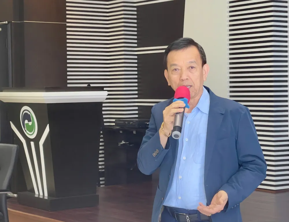 Ông David Dương, Chủ tịch HĐQT kiêm Tổng Giám đốc VWS tại buổi tập huấn