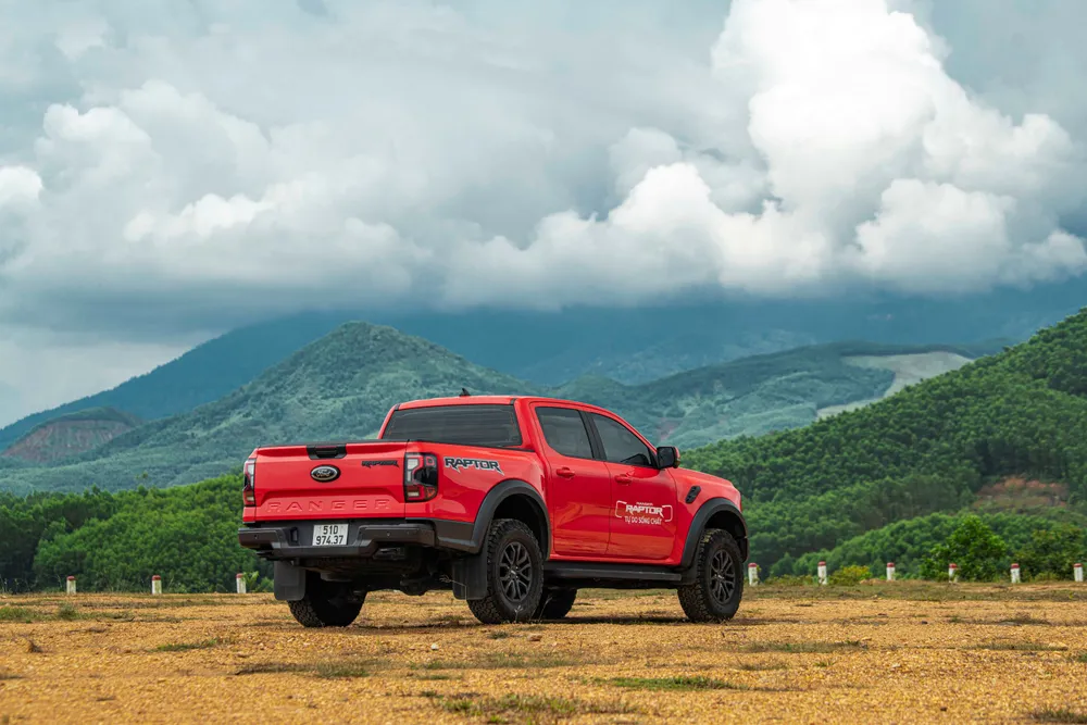 Ford Ranger Raptor - ok.JPG