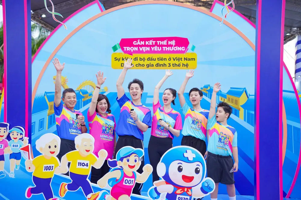 Gia đình Đăng Khôi tham dự sự kiện “Ngày hội gia đình” do Long Châu phối hợp cùng VnExpress tổ chức