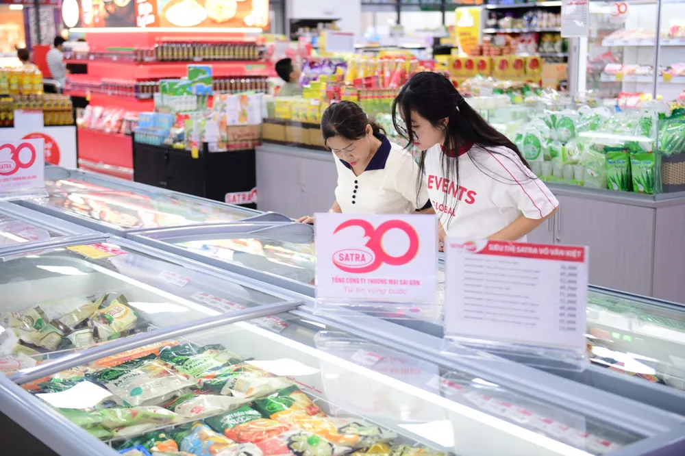 Hệ thống siêu thị Satramart và cửa hàng tiện lợi Satrafoods triển khai nhiều chương trình giảm giá sâu mừng sinh nhật - Ảnh: QUANG ĐỊNH