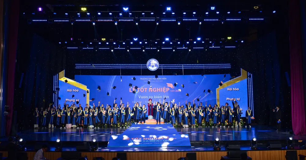 Sinh viên Văn Hiến vươn ra biển lớn với tinh thần “Hài hòa – Phụng sự - Thành danh”