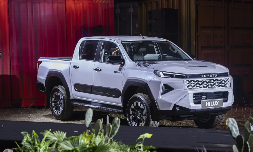 Toyota ra mắt mẫu xe bán tải hoàn toàn mới