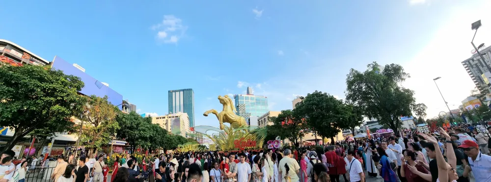 VCB dong hanh cung duong hoa Nguyen Hue 2026_anh 4.jpg