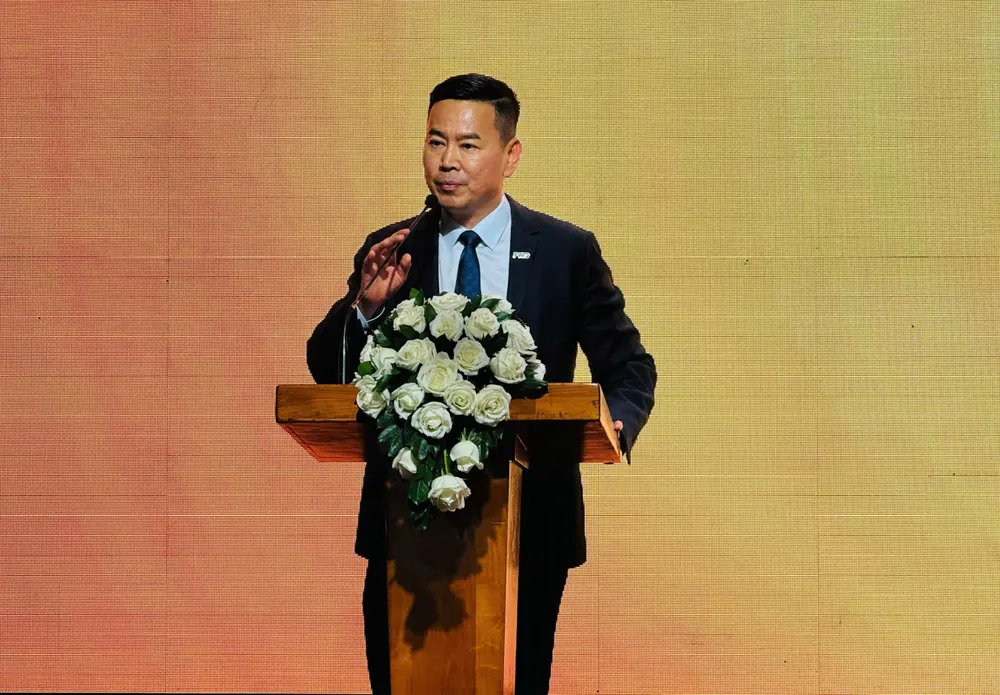Ông Phương Tiến Minh, Tổng Giám đốc FWD Việt Nam phát biểu tại lễ ra mắt sản phẩm mới