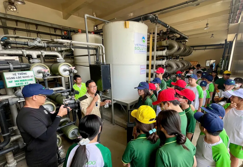 4269097488082877229 (1).jpg