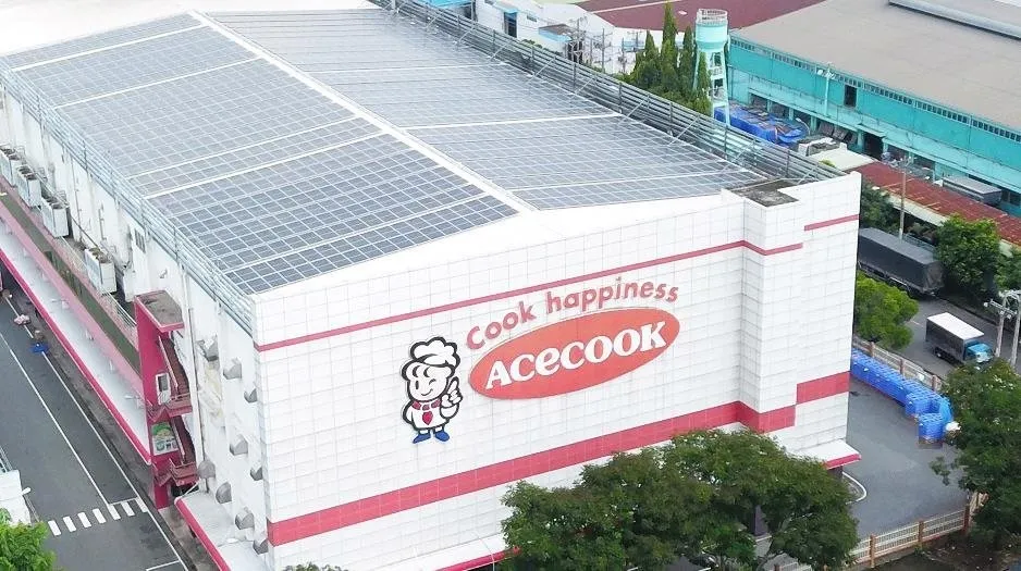 Hệ thống điện mặt trời áp mái được sử dụng cho các hoạt động sản xuất và tòa nhà văn phòng chính tại KCN Tân Bình (TPHCM)