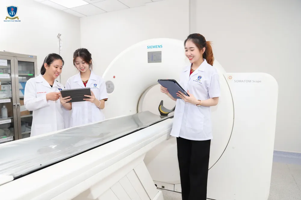 4 ok- Học phí không đổi sẽ là nguồn trợ lực lớn giúp thí sinh và gia đình an tâm học tập (3).JPG