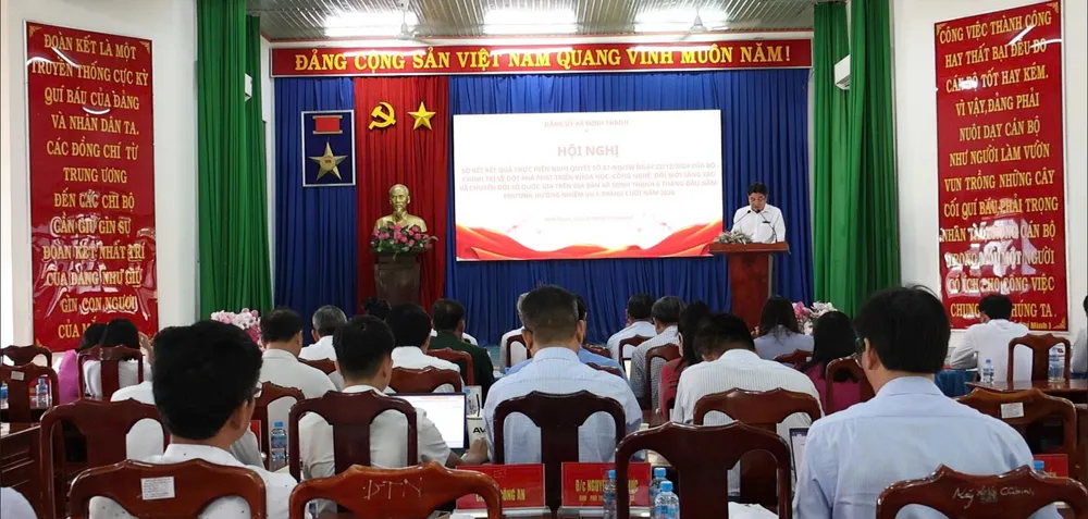 Ông Nguyễn Thanh Tùng, Bí thư Đảng ủy xã Minh Thạnh kết luận chỉ đạo tại hội nghị sơ kết 6 tháng đầu năm 2026 của Ban Chỉ đạo 57 xã