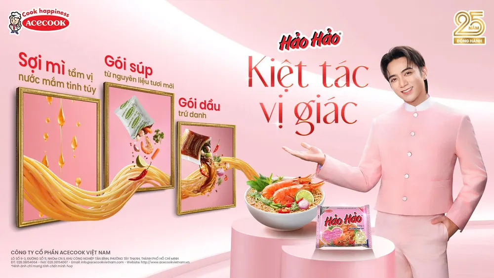 Các gói gia vị chính là bí quyết làm nên hương vị tôm chua cay đặc trưng của Hảo Hảo