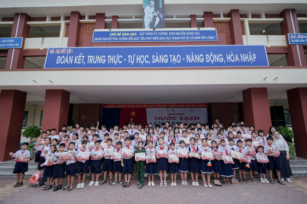 02.jpg