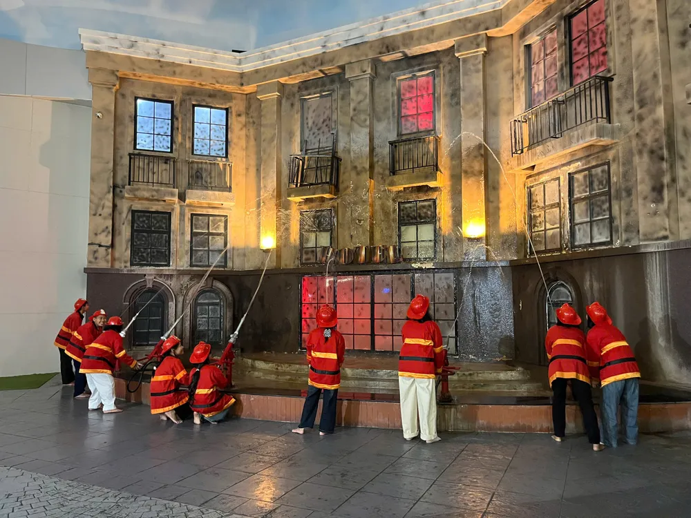 Các em có cơ hội trải nghiệm nghề nghiệp mơ ước trong tương lai của mình_.jpg