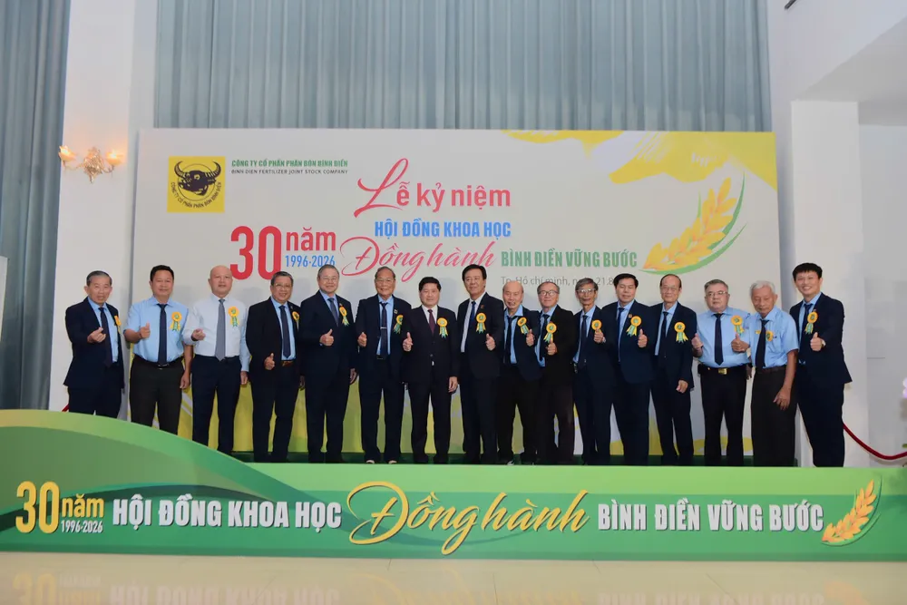 Các nhà khoa học luôn là điểm tựa về tri thức cho sự phát triển của Công ty CPPB Bình Điền