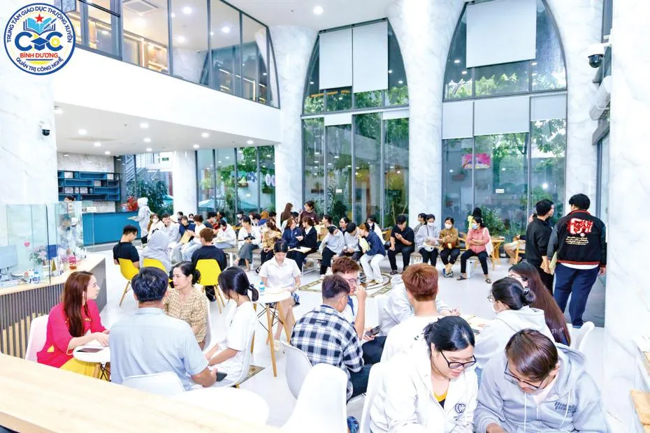 Văn phòng tuyển sinh Trung tâm Giáo dục thường xuyên Quản trị Công nghệ Bình Dương