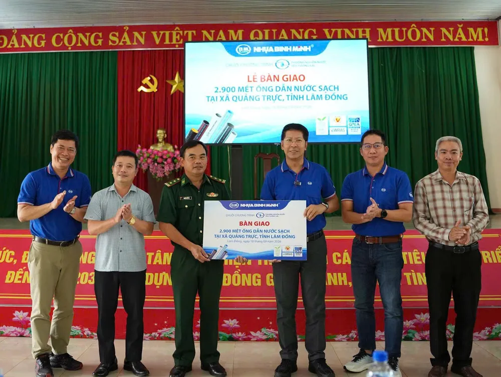 Công trình dẫn nước do Nhựa Bình Minh hỗ trợ góp phần đưa nguồn nước đến gần hơn với người dân khu vực biên giới xã Quảng Trực