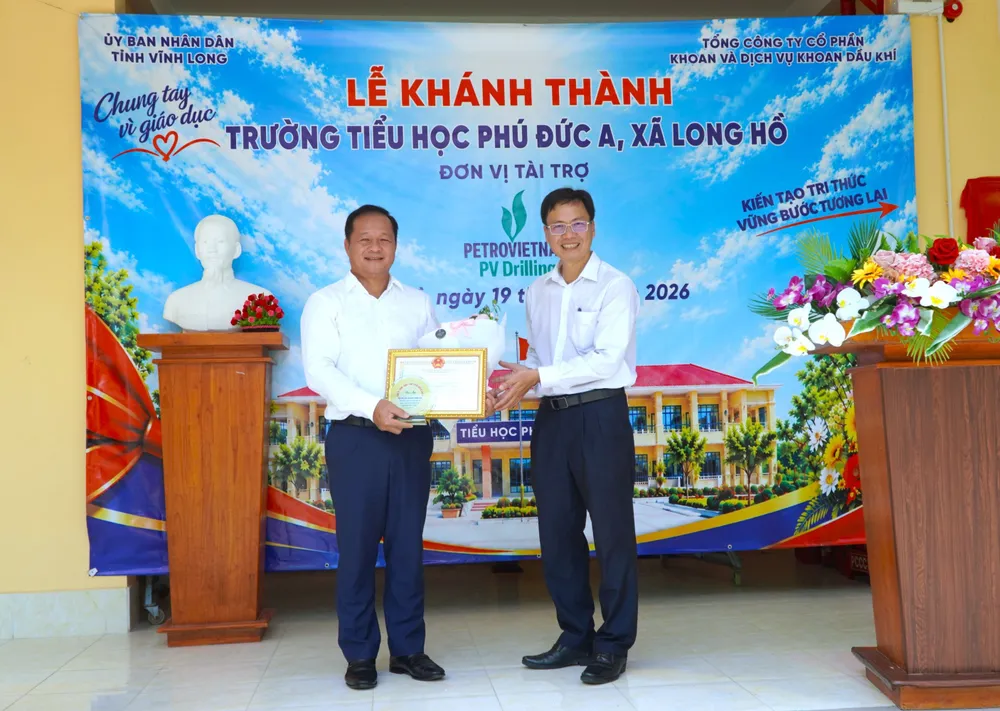 pic-2-OK.jpg