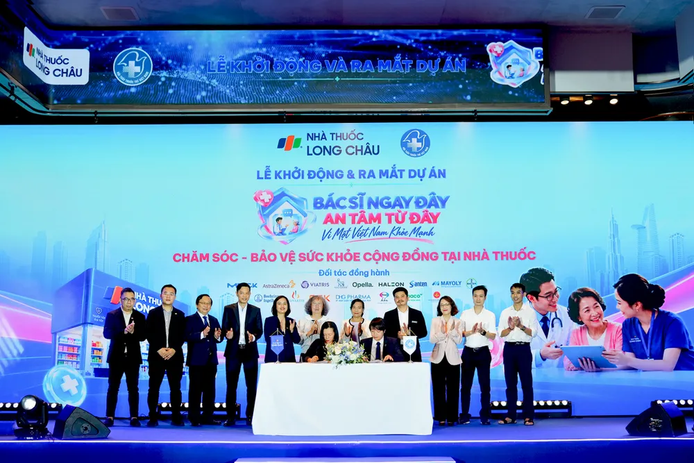 Sự hợp lực giữa đội ngũ bác sĩ, dược sĩ và các đối tác y tế mở ra thêm cơ hội để người dân được tiếp cận thông tin y khoa chính thống và tư vấn sức khỏe thuận tiện, liền mạch hơn